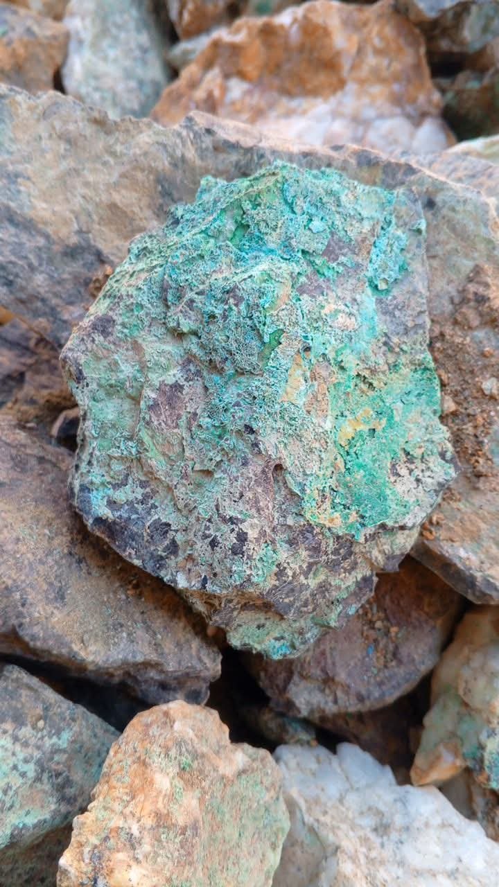 Buy copper ore online